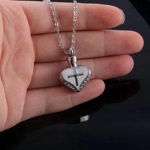Pendentif <span class=keywords><strong>Cœur</strong></span> et Croix, Collier Urne en Acier Inoxydable pour Cendres, Bijou Commémoratif de Crémation - Product Image 6