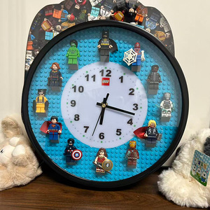 Reloj de Pared con Diseño de Bloques de Construcción Compatibles con LEGO, de Plástico y Vidrio, Funciona con Batería, Silencioso, con Segundero - Product Image 3