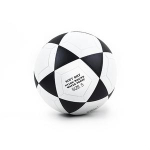 Pallone da <span class=keywords><strong>Calcio</strong></span> Promozionale Win.max Personalizzato Misura <span class=keywords><strong>Ufficiale</strong></span> 5 Bianco e Nero in PVC - Product Image 4