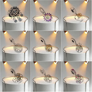 Joyería DIY de Plata <span class=keywords><strong>S925</strong></span> de Alta Calidad al por Mayor con Logo, Perlas, Incrustaciones de Crisantemo y Diseño de Copo de Nieve en Forma de Árbol para Mujer - Product Image 6