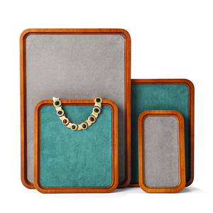 WEIMEI bijoux présentoir anneau en bois boucle d'oreille collier microfibre plateau carré personnalisé logo bijoux présentoir - Product Image 1