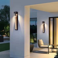Lampe murale extérieure étanche à LED blanc chaud en acier inoxydable, longue bande, pour cour, villa, portail, allée longue, style pierre de grotte jaune