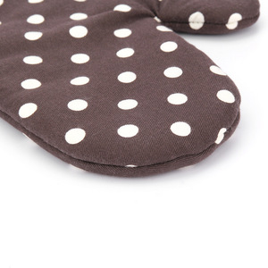 Guantes para horno de 28 cm resistentes al calor para hornear y usar en el horno con diseño de lunares - Product Image 2