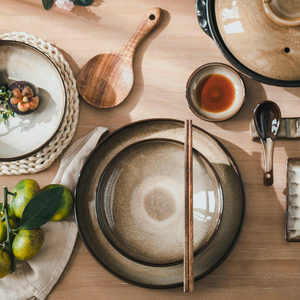 China Custom Made Ceramic Tableware Round Vintage Ceramic Tableware for Restaurant - Product Image 4