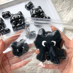 Juguete de Peluche de Gato Negro Pequeño y Adorable, Material TPR con Colgante, Juguete Sensorial Antiestrés para Aliviar la Ansiedad - Product Image 2