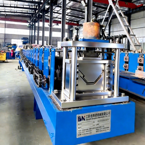 Machine de fabrication de panneaux de toiture à rouleaux en aluminium sur mesure Jiangsu Jiangyin Bangnuo <span class=keywords><strong>pour</strong></span> matériaux de construction en Chine - Product Image 2