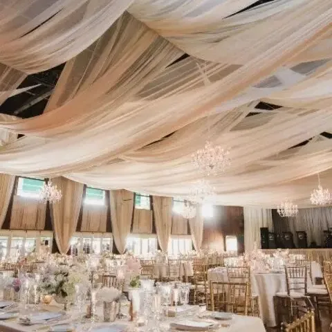 カスタムハンギングレセプションテントキャノピーイベント薄手のセレモニーデコレーション高級ドレープ背景装飾結婚式の天井カーテン