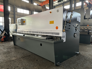 Máy cắt kim loại tự động QC12Y-6x3200 dùng để cắt thép không gỉ - Product Image 1