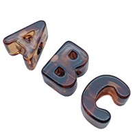 Vente en gros de nouvelles chaînes de téléphone portable DIY en acrylique à motif léopard avec 26 lettres anglaises et perles à gros trous, accessoires de suspension pour sacs