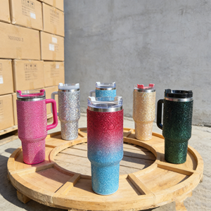 Gobelet à café pour voiture 1180 ml 1200 ml 40 oz Hell Kitties avec strass, gobelet avec strass, bouteille avec couvercle et paille, poignée - Product Image 1