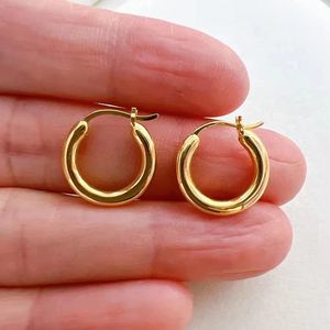Xinfly 18K Solid Gold Hollow Hoop Earrings Fine Jewelry <b>Huggie</b> Earrings for Women for Wedding or Gift - Product Image 1