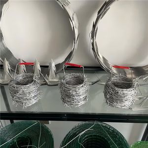 Lowa ลวดหนามชุบสังกะสีแบบจุ่มร้อน1.55มม. 1.6มม. 1.7มม. 1.8มม. ลวดมีดโกนต่อม้วนลวดหนามลวดตาข่าย - Product Image 6