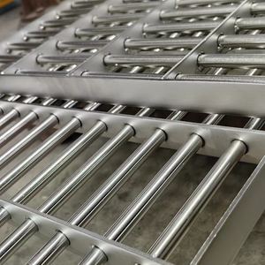 Industriële loopplaat geperforeerde plaat gepolijste fabrieksmatig geverfde verzinkte stalen rooster duurzaam anti-corrosie - Product Image 1