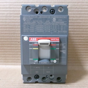 Disjoncteur Tmax XT1H 125 3 pôles 60 600v pour PLC - Product Image 2