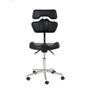 Chaise de tatouage ergonomique avec hauteur et accoudoirs réglables pour usage en studio, modèle 9977 en cuir noir - Product Image 4