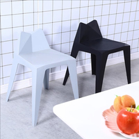 Chaises d'enfants empilables colorées en résine PP plastique pour mariages modernes, banquets d'hôtel, événements d'anniversaire, location de fêtes