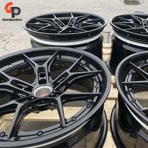 Rueda de Aleación Forjada de Tres Piezas 6061-T6 con Acabado Brillante y Cóncavo, con Tapa Central, de Alto Rendimiento para Autos Deportivos - Product Image 6