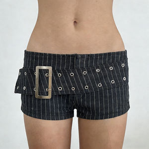 กางเกงขาสั้นผ้ายีนส์พิมพ์ลายทางสำหรับผู้หญิงพร้อมเข็มขัดตาไก่เมทัลลิก Y2K สตรีทแวร์ลำลองแฟชั่นฤดูร้อน - Product Image 2