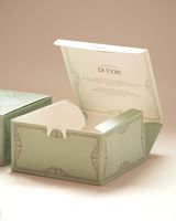 Boîte à biscuits imprimée de qualité supérieure en matériau écologique avec fenêtre transparente et séparateurs pour biscuits et pain, emballage d'insertion