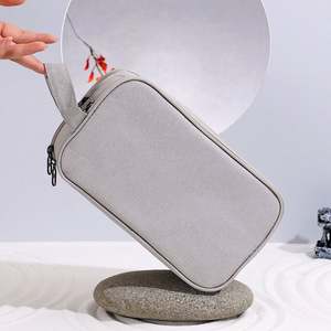 High Quality Personalized Toilet Wash <b>Bag</b> New Design Fashion Zipper Closure Portable Hanging Case <b>Makeup</b> Travel <b>Makeup</b> <b>Bag</b> - Product Image 1