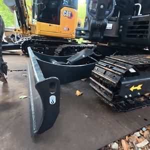 Mini-excavatrice Yanmar Vio35 d'occasion 3,5 tonnes à prix réduit, fabriquée au Japon, faible nombre d'heures de fonctionnement - Product Image 4