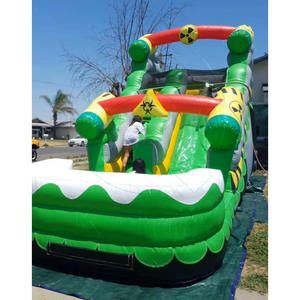 <span class=keywords><strong>Toboggan</strong></span> aquatique gonflable robuste en PVC vert avec <span class=keywords><strong>piscine</strong></span> à jets d'eau pour le jeu d'aventure et la location d'événements - Product Image 1