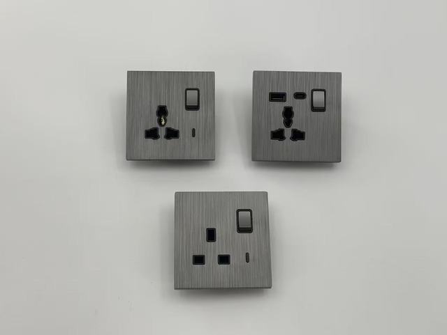 China S62 Series Wall Electric Switch Socket Durable Light Switches and Sockets for Residential Installation