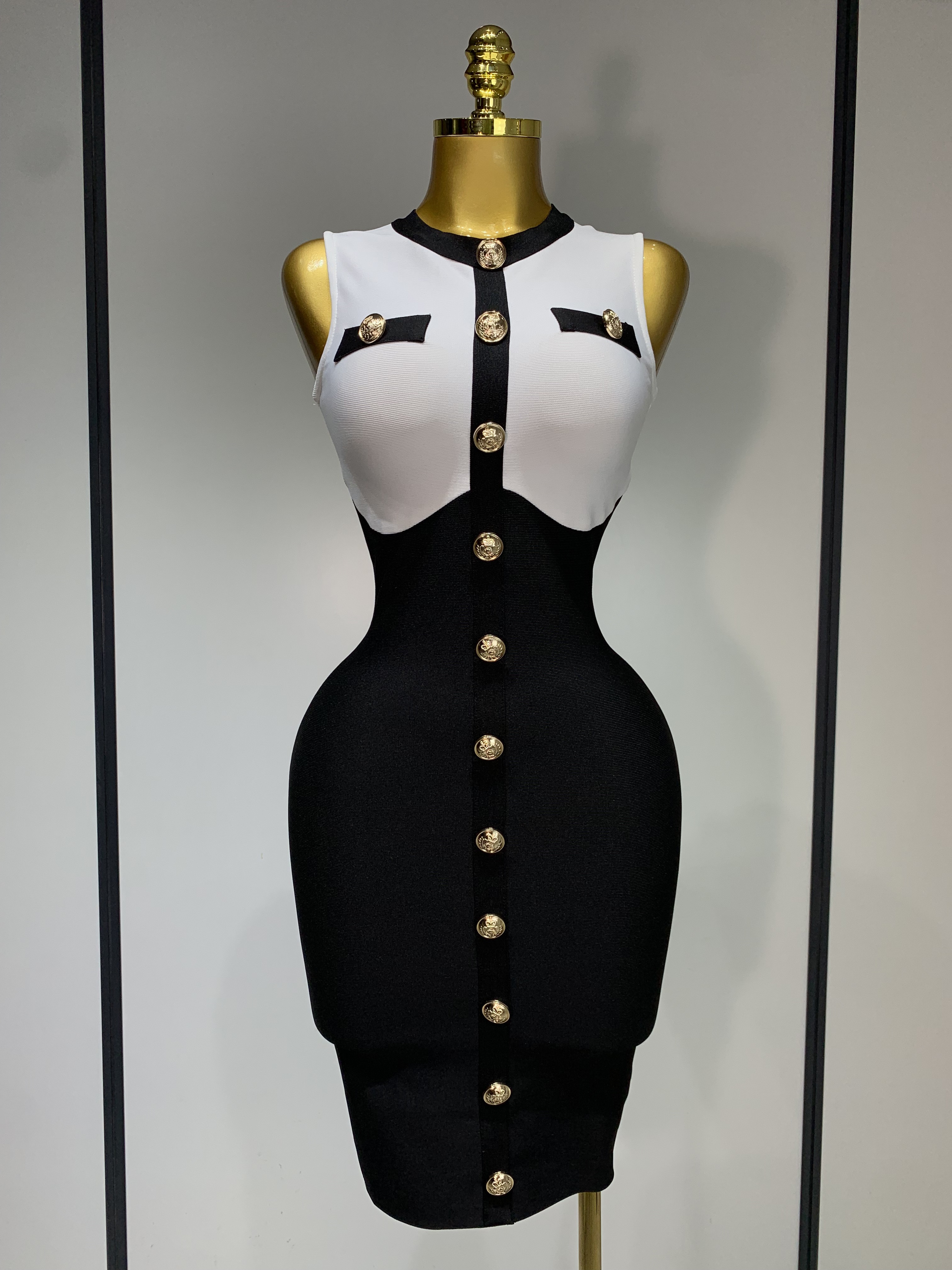 slim fit dress slacks Karma Long Sleeve Keyhole Back Sequin Dress Gold– Selfie Leslie main image 0