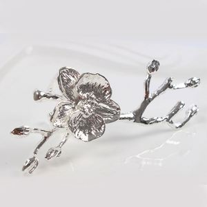 แหวนผ้าเช็ดปากสีทองลายดอกพลัม - Product Image 6