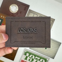 Étiquettes de vêtement en plaque métallique vente en gros de patchs en cuir PU avec logo en métal de marque personnalisée badges pour chapeaux