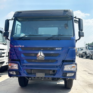 Vente flash Sinotruk Howo 8x4 27000 litres Camion citerne à carburant diesel Camion citerne à carburant Lhd Rhd avec réservoir en alliage d'aluminium - Product Image 5