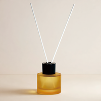 Bouteilles diffuseurs de parfum en verre ambré personnalisées en usine, de 50 ml à 300 ml, rondes et carrées, écologiques et durables, couleurs et logos personnalisés disponibles
