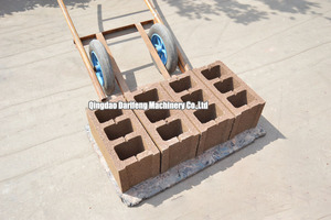 Machine à fabriquer des blocs de ciment creux QT4-35, prix compétitif, machine simple pour la fabrication de briques solides, à vendre - Product Image 5