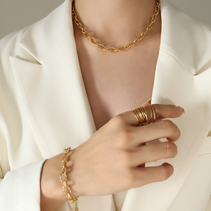 Hip <span class=keywords><strong>Hop</strong></span> Exagéré Plaqué Or <span class=keywords><strong>En</strong></span> Acier Inoxydable Chaîne Épaisse De Noël Collier Ras Du Cou Couple Bijoux collier <span class=keywords><strong>en</strong></span> acier inoxydable - Product Image 5