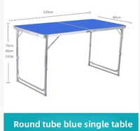 Mini table de camping extérieure pliante en aluminium légère et durable moderne pour les repas dans la cour.
