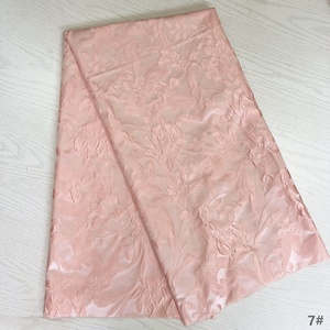 Tessuto Broccato Jacquard a Doppia Faccia Personalizzato, Alta Qualità, 100% Poliestere, 134gsm, Larghezza 65/<span class=keywords><strong>66</strong></span> Pollici, per Abiti da Sposa Jiangsu - Product Image 6