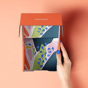 Scatola per Imballaggio con Stampa di Logo Personalizzato, Piccola Scatola da Spedizione Pieghevole 6x4x3 in Carta e Cartone Ondulato Bianco e Colorato con Rivestimento UV - Product Image 1