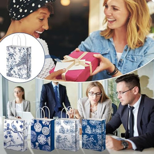 Bolsa de Papel Floral Azul y Blanca China con Asa, Bolsa de Papel Kraft con Asa Retorcida Personalizada, Bolsa de Regalo para Bodas, Despedidas de Soltera y Fiestas - Product Image 5