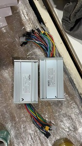 ขายตรงจากโรงงาน ชุดควบคุมมอเตอร์ไร้แปรงถ่าน 72V 8000W 10000W 72V 50A สำหรับซ่อมแซมสกู๊ตเตอร์ไฟฟ้า อะไหล่ทดแทน - Product Image 3