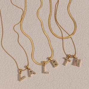 Không Thấm Nước Ngọc Trai Tiếng Anh Nhân Vật Tối Giản Zircon 26 Ban Đầu A-Z Bảng Chữ Cái Thư 18K Vàng PVD Thép Không <span class=keywords><strong>G</strong></span>ỉ Mặt Dây Chuyền - Product Image 4