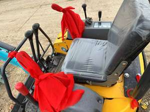 Mini-excavatrice KUBOTA U17 d'occasion, 90% neuve - Product Image 6