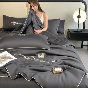 Tùy Chỉnh Màu Rắn Sang Trọng Polyester Vải Trọng Lượng Nhẹ Thêu Mùa Hè Làm Mát Chăn Sử Dụng Nhà Polyester Làm Đầy Giường Chăn - Product Image 2