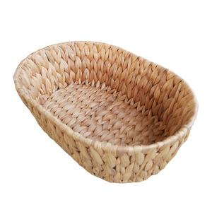 ตะกร้าเก็บของสานจากผักตบชวา ทำมือ รูปทรงสี่เหลี่ยมผืนผ้า สำหรับจัดเก็บของเล่น ตะกร้าเก็บของบนโต๊ะ สีธรรมชาติ RD235082 - Product Image 1