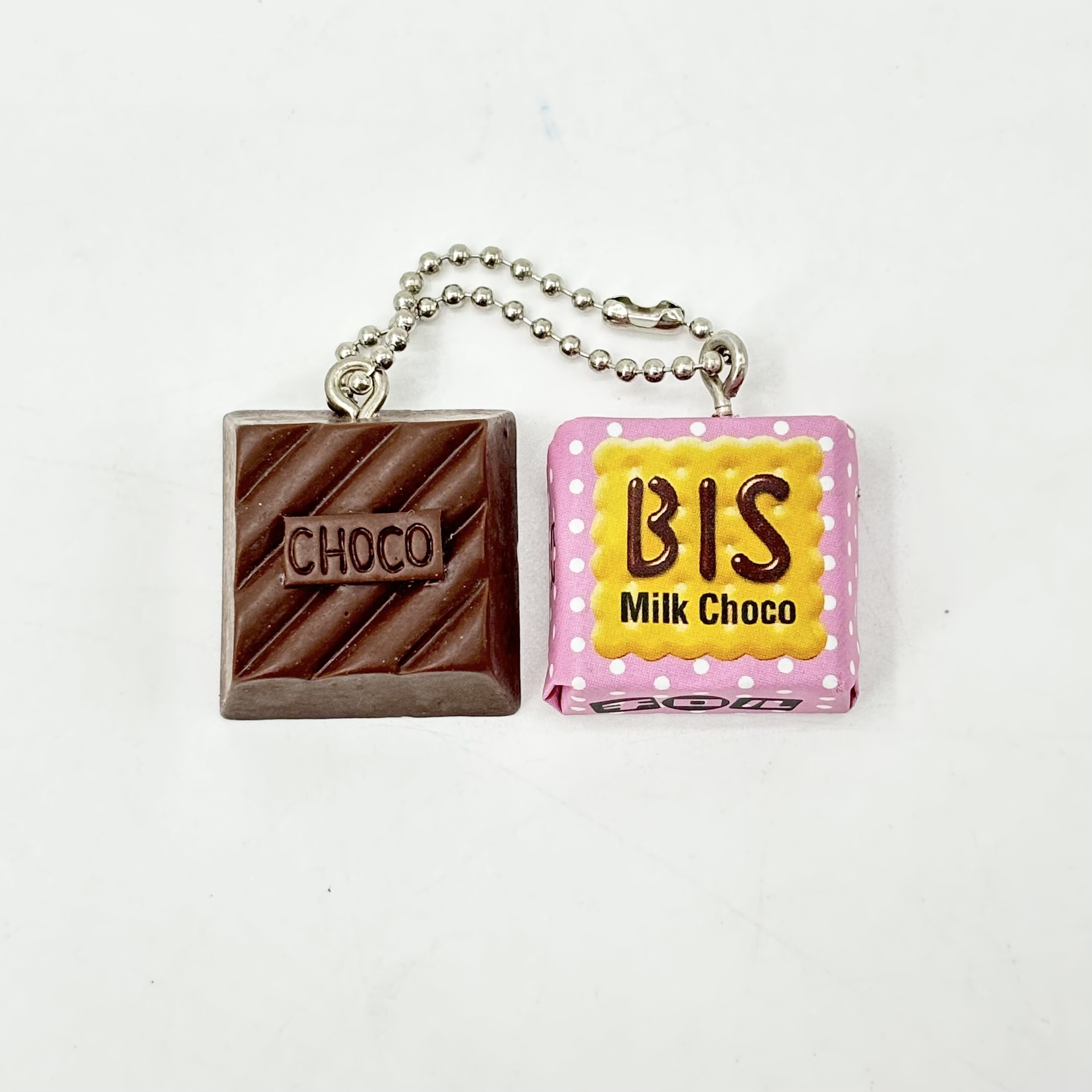 บิส ช็อกโกแลตสีชมพู