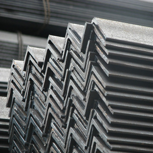 Cornière en acier galvanisé 30x30x3mm pour construction extérieure - Product Image 1