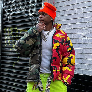 Giacca Streetwear Oversize con Stampa Mimetica Personalizzata, Logo Ricamato, Patchwork Colorato, Giacca Puffer da Snowboard per Esterno - Product Image 2