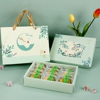 Stock en papier cartonné blanc Muffin Mousse Pâtisserie Macaron Buns Mooncake Dessert service à thé boîte cadeau de luxe