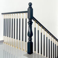 Rampe et main courante d'escalier modernes en aluminium de luxe, adaptées aux escaliers intérieurs de villas, avec accessoires de rampe.