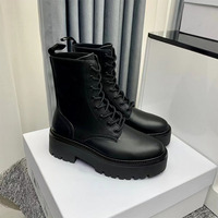 Vente en gros directe d'usine, bottes à lacets pour femmes, bottes en cuir pour moto, bottes tendance pour femmes