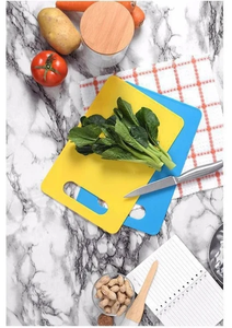 Planche à découper en plastique avec logo personnalisé, outil de cuisine, planche à découper flexible de haute qualité, tapis de découpe antidérapant - Product Image 2